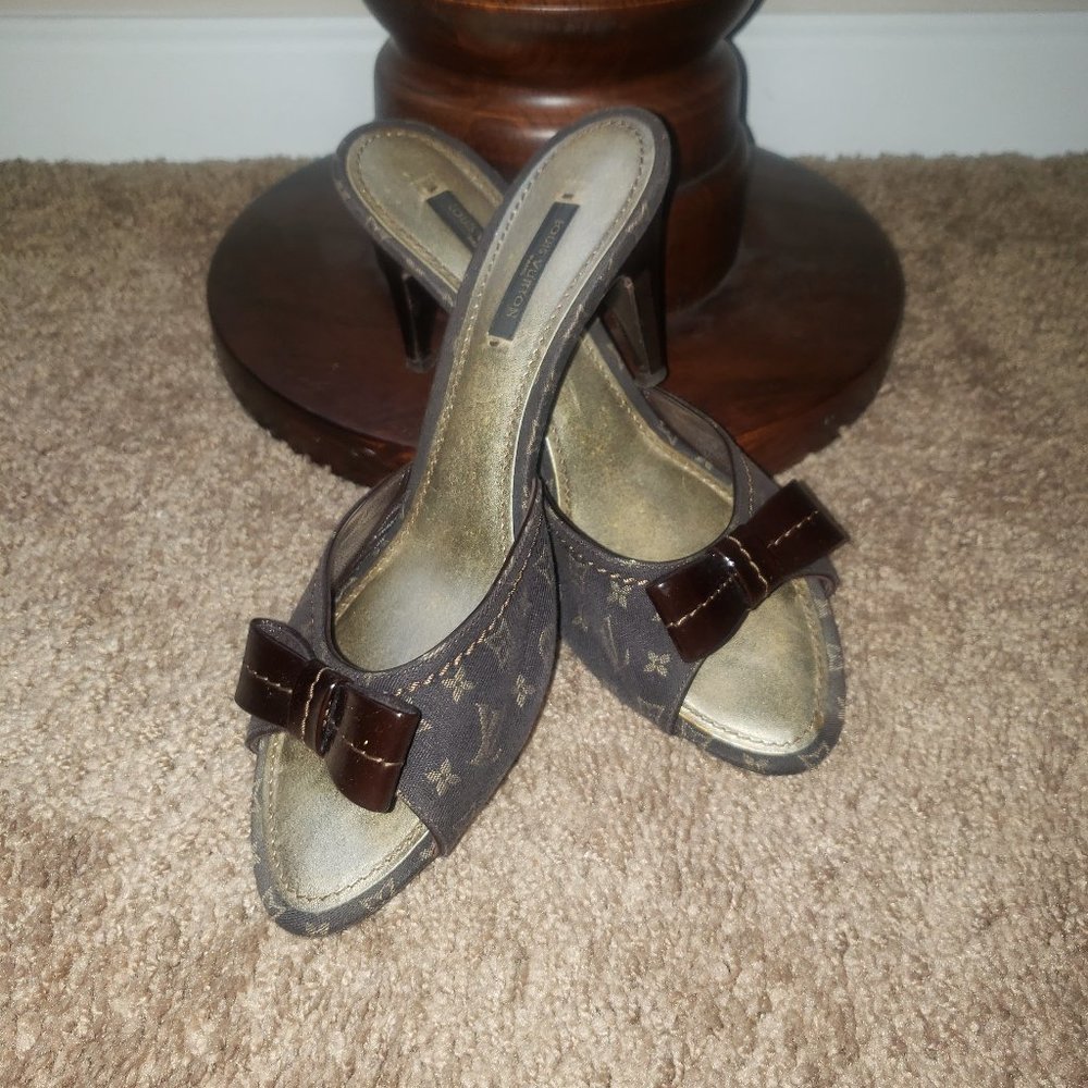 Louis Vuitton Sandals
